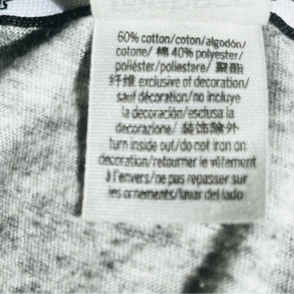 Pink VICTORIA’S SECRET Gray Black Crop V Neck T Shirt Mesh Raw Cut Hem Size XS - Picture 8 of 12